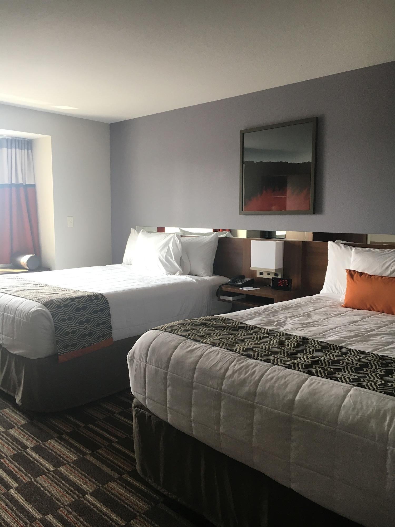 Microtel Inn & Suites By Wyndham Niagara Falls Exterior photo