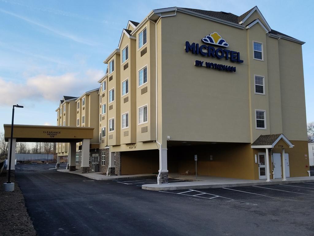 Microtel Inn & Suites By Wyndham Niagara Falls Exterior photo