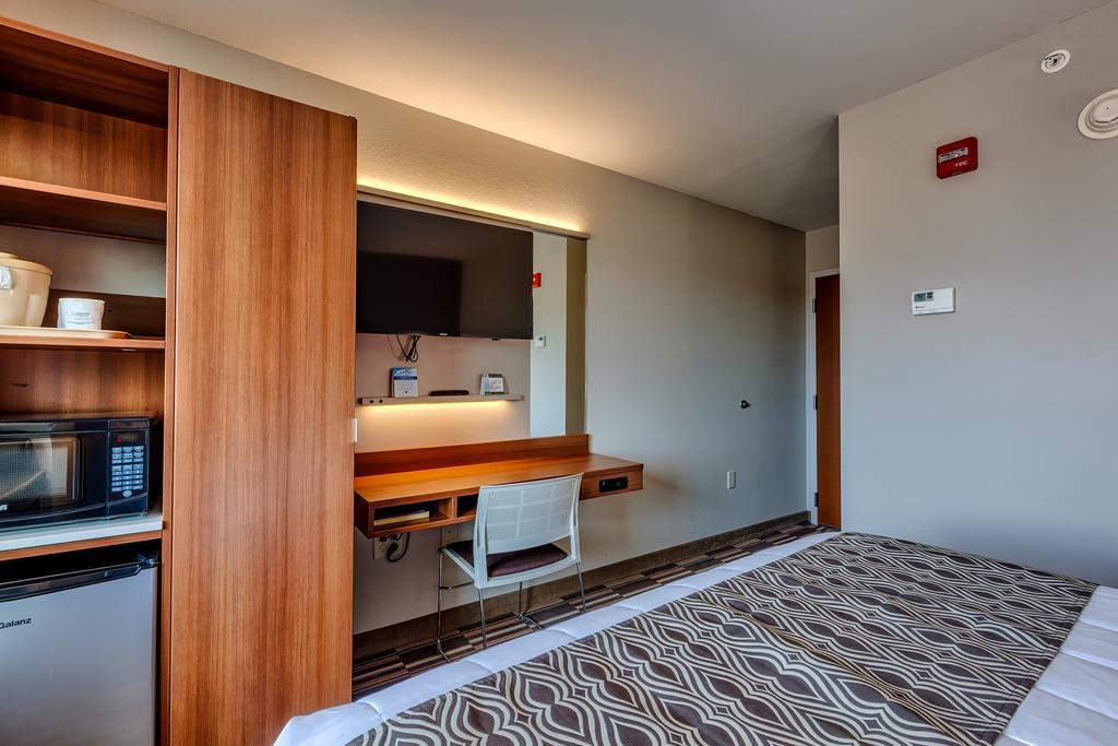 Microtel Inn & Suites By Wyndham Niagara Falls Exterior photo